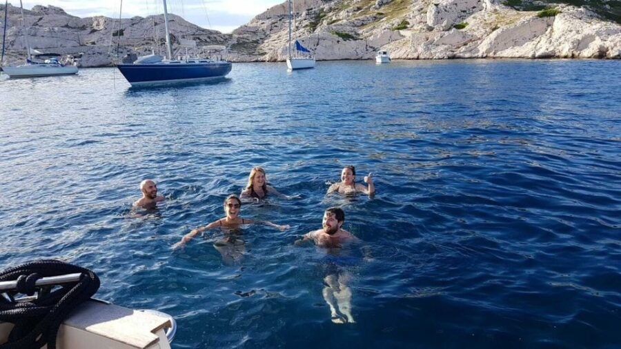Marseille: Sunset Boat Cruise With Dinner and Drinks - Good To Know