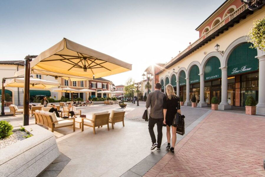 Milan: Serravalle Designer Outlet Roundtrip Bus Transfer - Good To Know