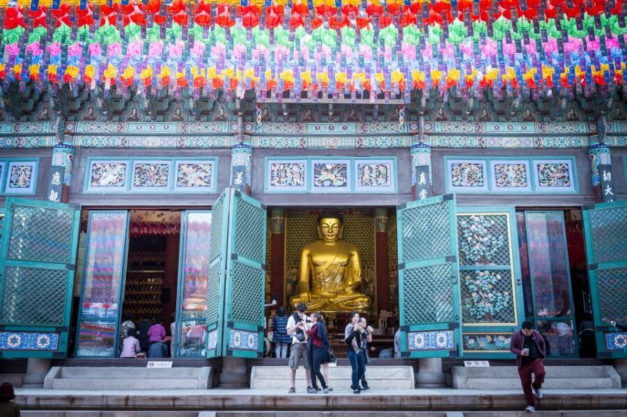 Morning 3-Hour Intro to Seoul Tour (Palace, Temple & More)