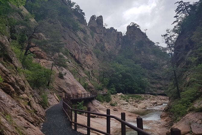Mt Seoraksan National Park Tour – Inner and Outer Sections