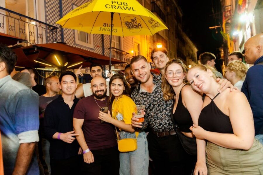 NYE Lisbon: New Years Eve Pub Crawl - Good To Know