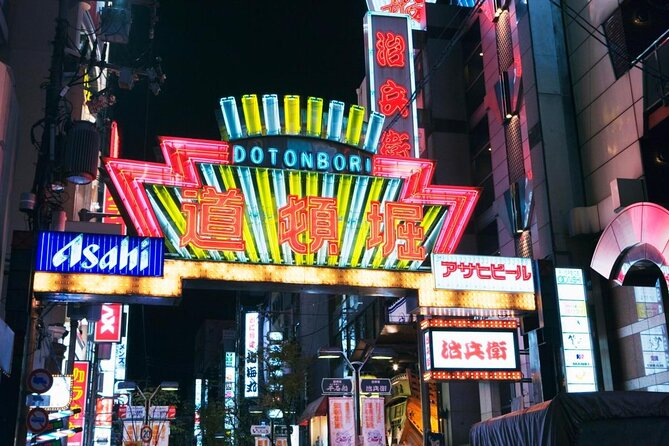 Osaka Bar Hopping Night Walking Tour in Namba