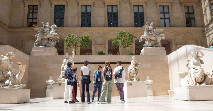 Paris: 2-Hour Guided Tour Through the Louvre - Good To Know