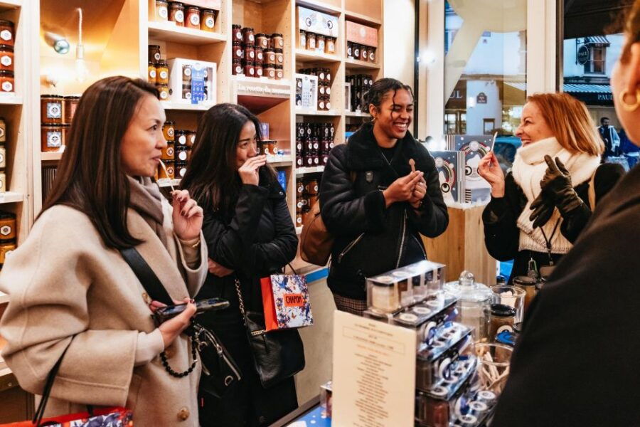 Paris: Chocolate & Patisserie Walking Tour With Tastings