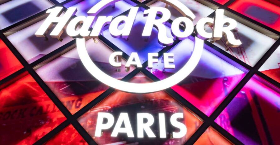 Paris: Hard Rock Cafe Dining Experience - Good To Know
