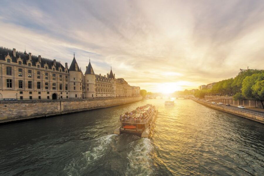 Paris: Hop-on Hop-off Bus Tour & Seine Cruise Bundle Tour - Good To Know