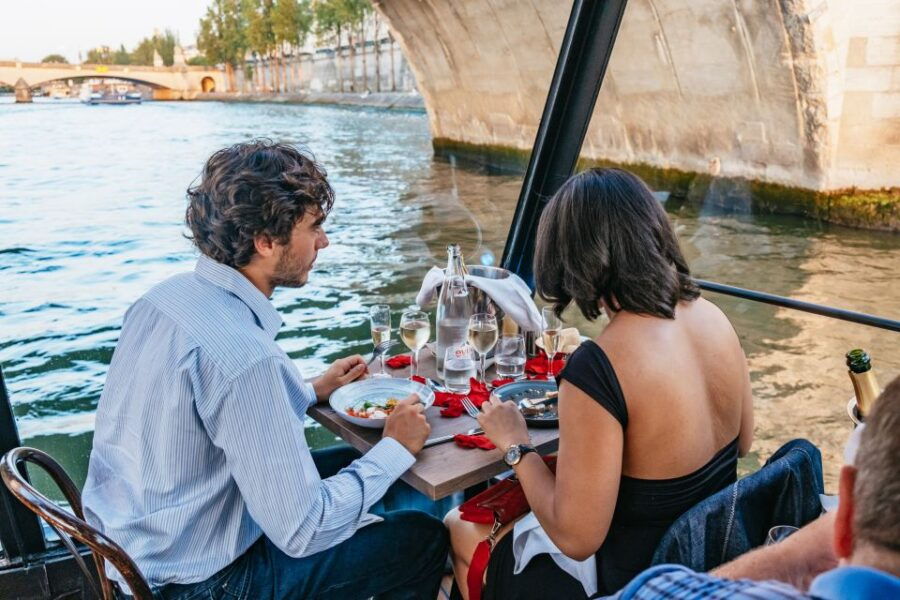 Paris: Seine River Sightseeing Cruise With 3-Course Dinner - Good To Know