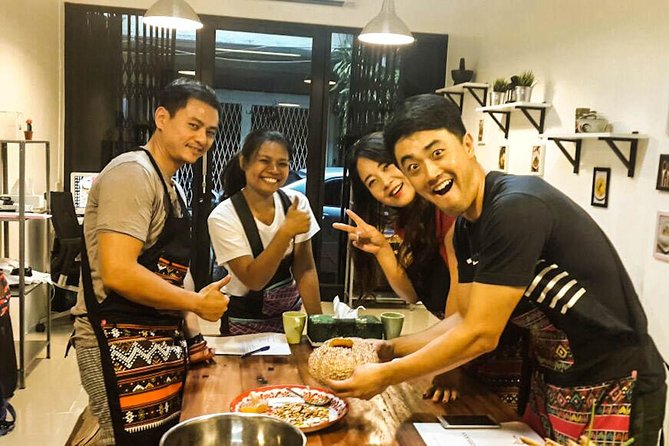 Pink Chili – Thai Cooking Class and Market Tour in Bangkok