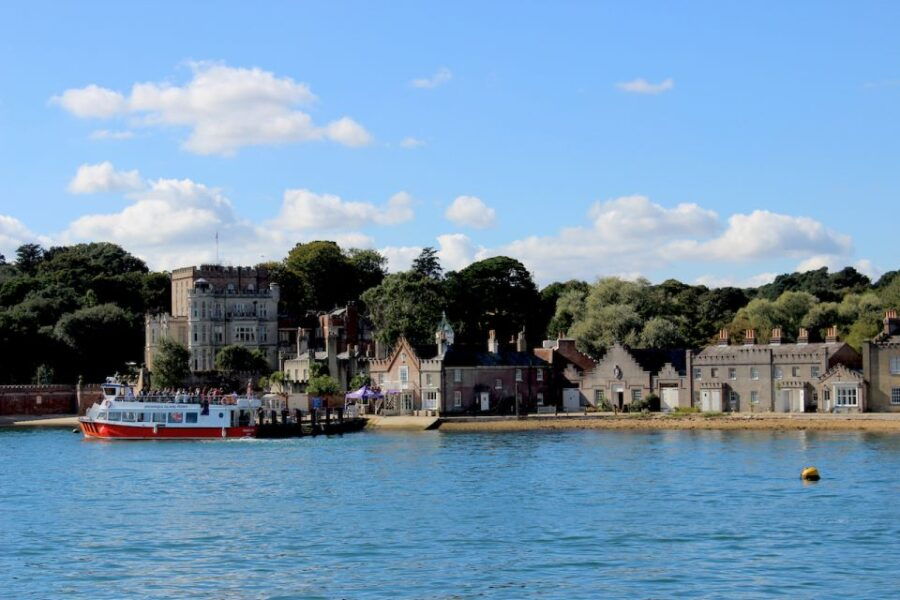 Poole: Harbor Dinner Cruise With Traditional Fish and Chips