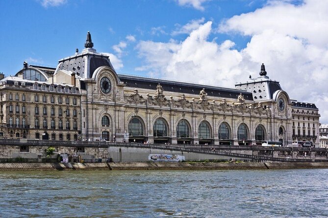Private 2-Hour Guided Tour in Orsay Museum Paris