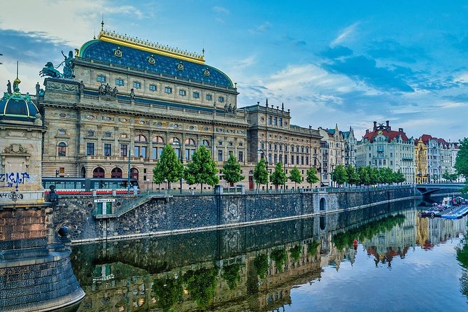 Private Scenic Transfer From Berlin to Prague With 4h of Sightseeing