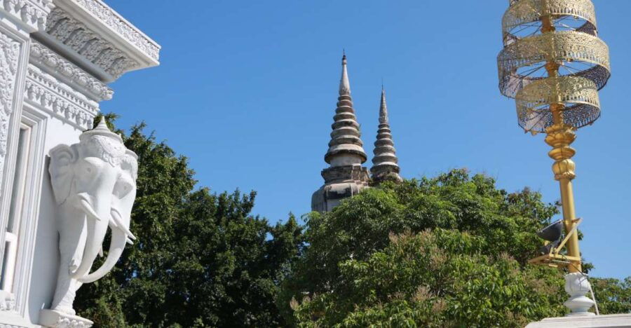 Private Tour to Oudong Mountain Annd Koh Chen Island - Good To Know