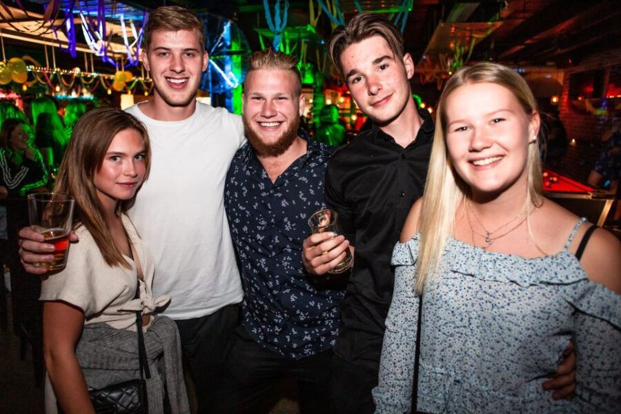 Queenstown: Ice Bar Crawl