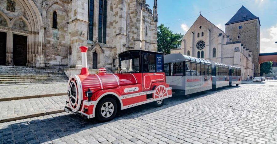 Regensburg: Sightseeing Train City Tour With Audio Guide - Good To Know