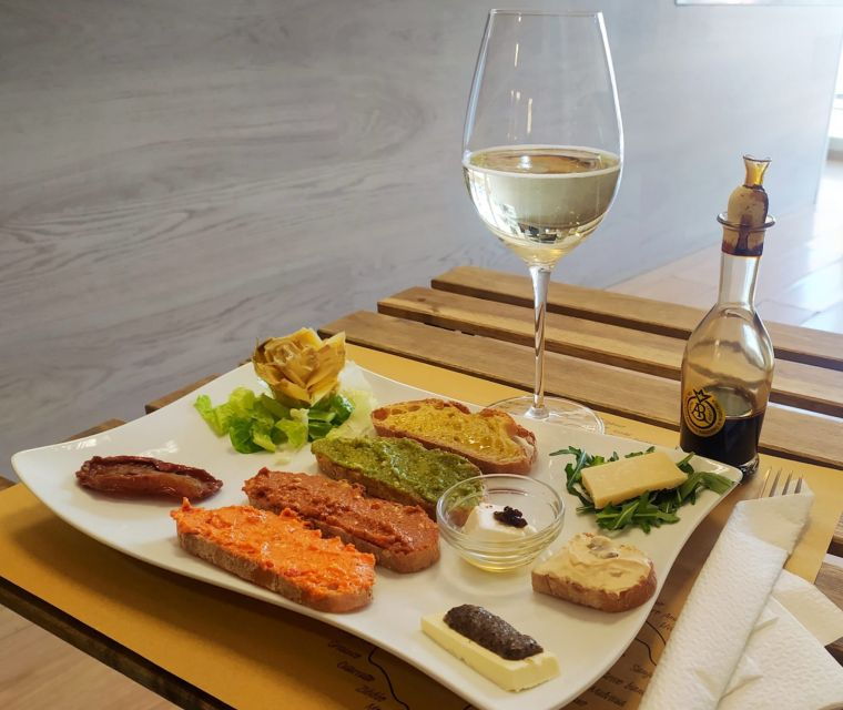 Rome: 4-Hour Food Tour by Night With Free Flowing Fine Wine - Good To Know