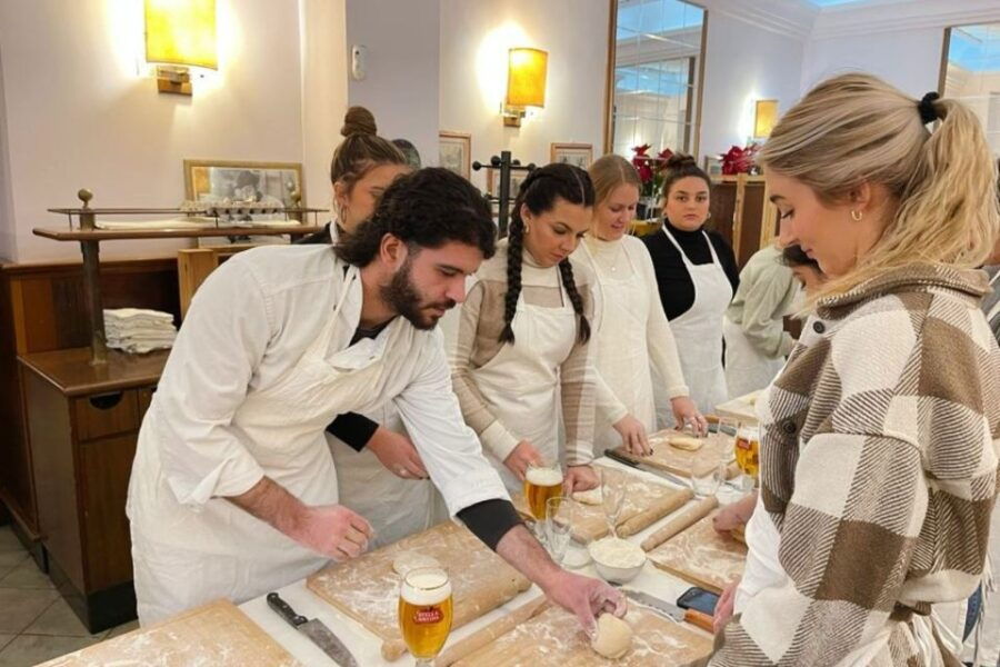 Rome: Piazza Navona Pasta-Making Cooking Class - Good To Know