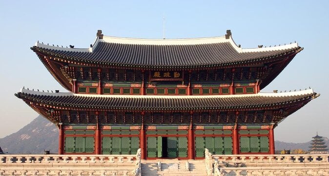 Royal Palace and North Side of Seoul With Gwangjang Market - Good To Know