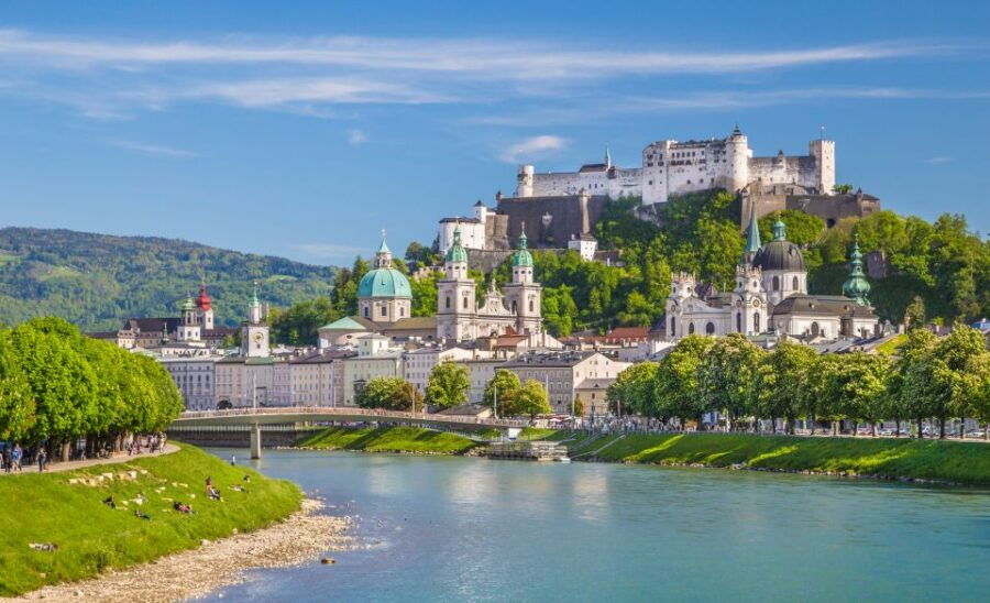 Salzburg: Private City Highlight Tour With a Guide