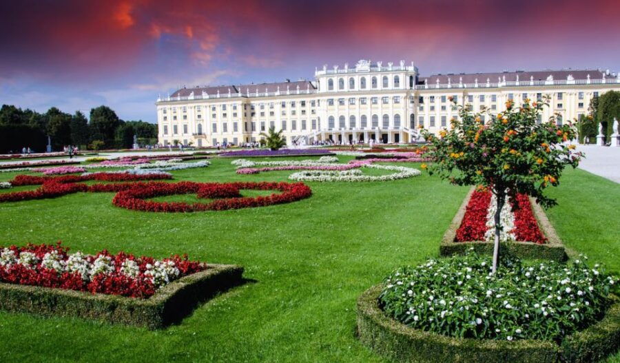 Schoenbrunn Palace Private Walking Tour - Good To Know