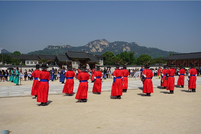 Seoul City Private Full-Day Tour Including Lunch - Good To Know