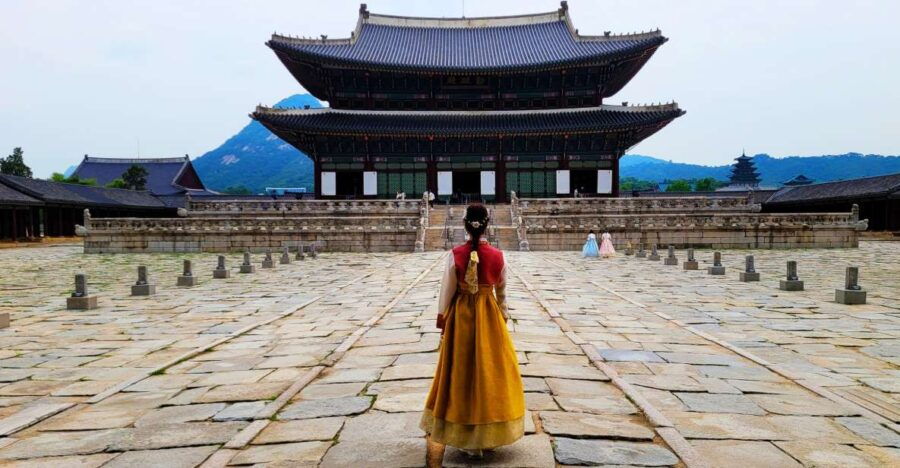Seoul: Gyeongbokgung Palace, Jogyesa Temple, and Cheongwadae - Good To Know