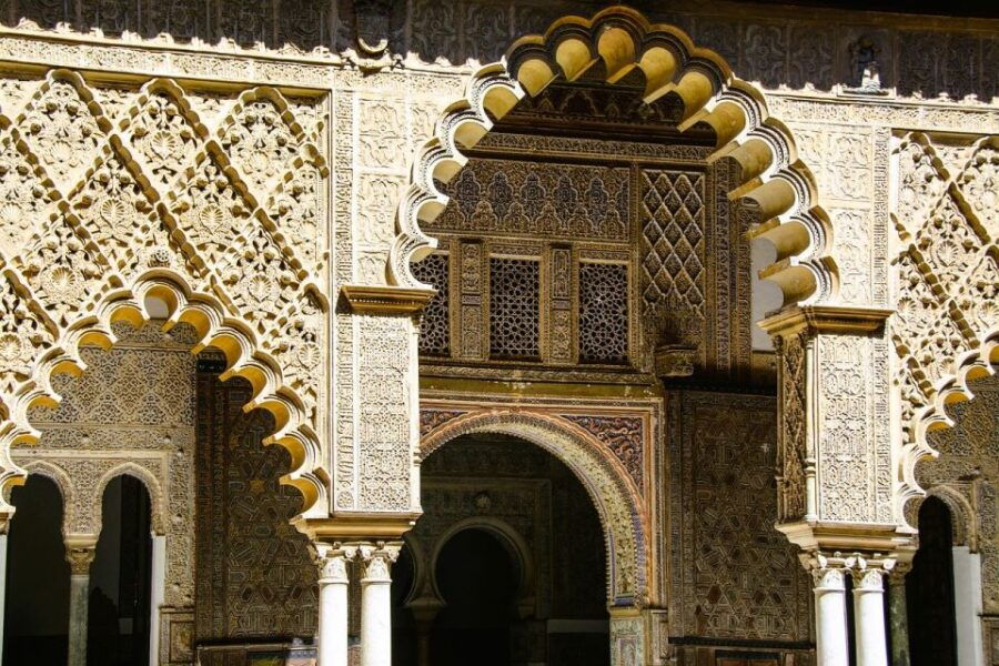 Seville: Small Group Guided Alcázar Tour With Entry Ticket - Good To Know