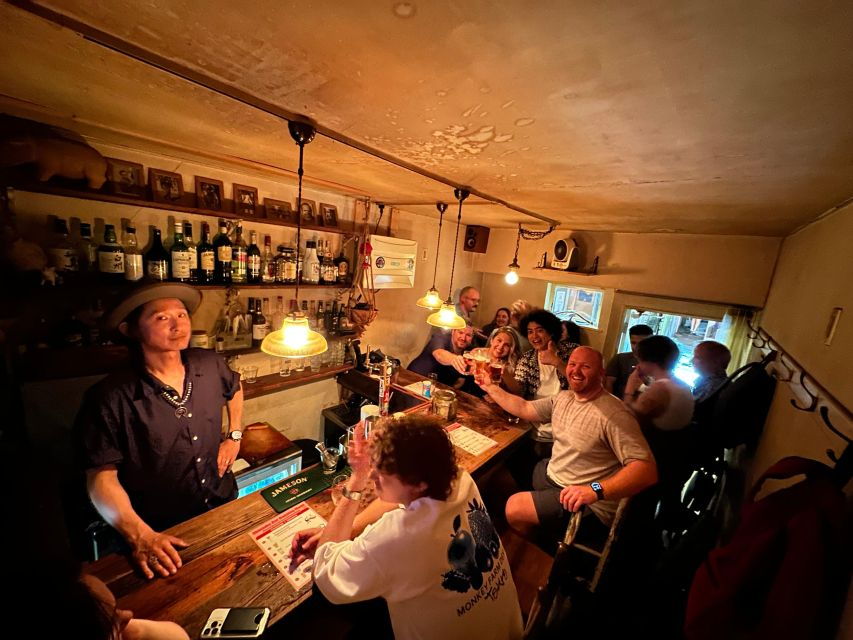 Shinjuku: Bar Hopping Night Tour at Japanese Izakaya - Good To Know