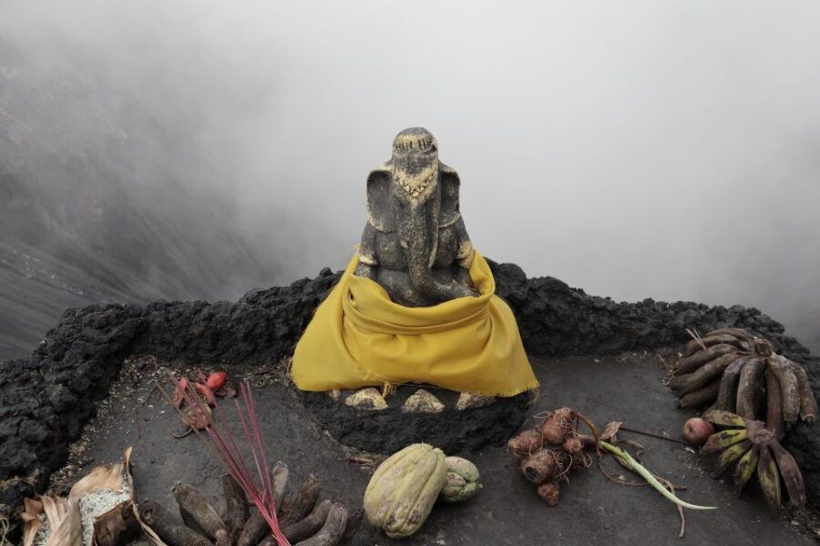 Surabaya / Malang: Tumpak Sewu, Bromo, and Ijen 3 Days Tour - Good To Know