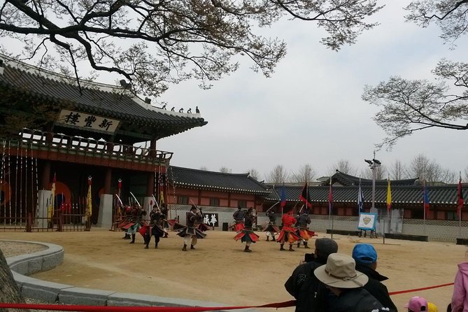 Suwon Hwaseong Fortress and Korean Folk Village Day Tour From Seoul - Good To Know