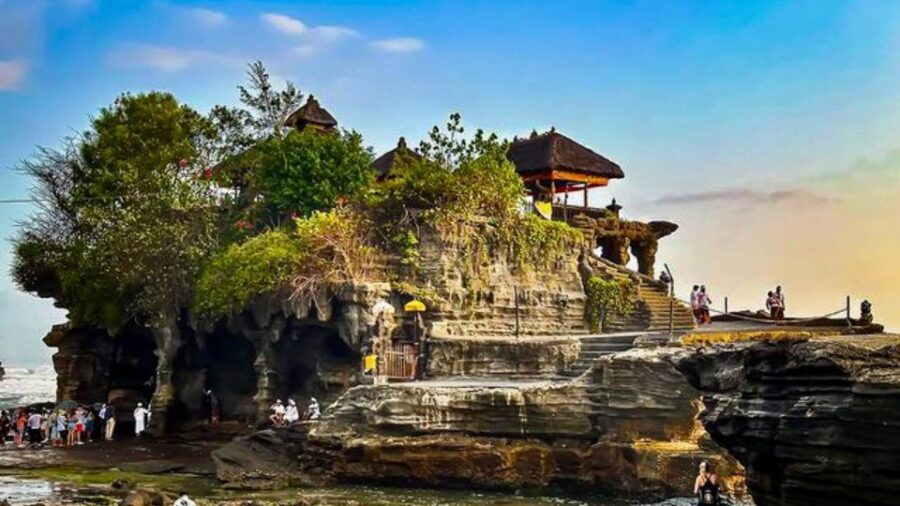 Tanah Lot, Padang-Padang Beach & Sunset at Uluwatu Temple - Good To Know