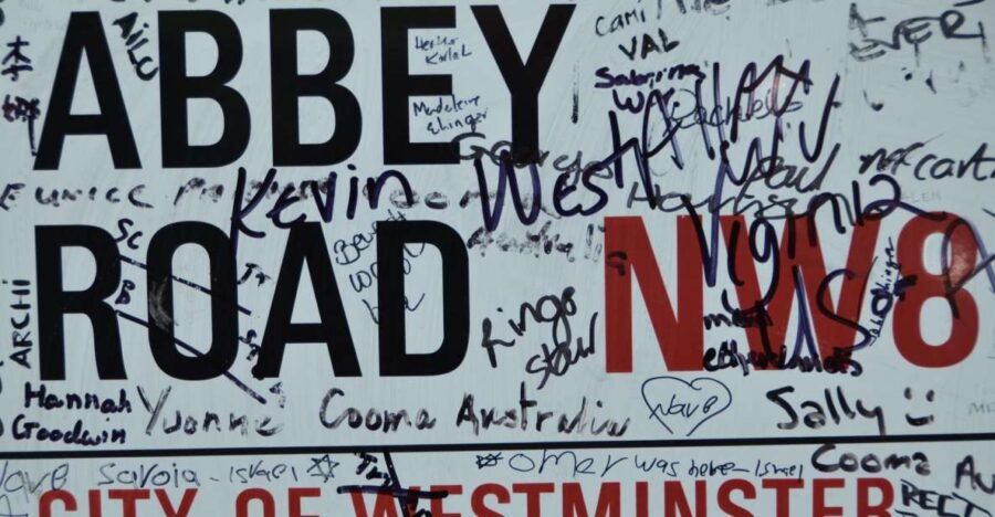 The Beatles Fab 4 Magical History Taxi Tour - Good To Know