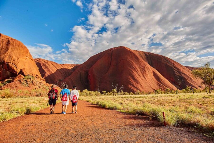 Uluru: Guided Walking Tour at Sunrise With Light Breakfast - Good To Know