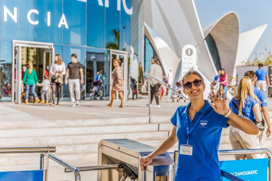 Valencia: Oceanogràfic Entry Ticket - Good To Know