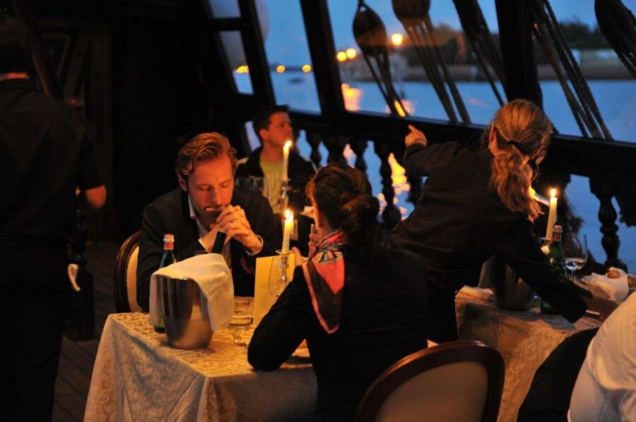 Venice: Venetian Lagoon Tour and Galleon Dinner - Good To Know