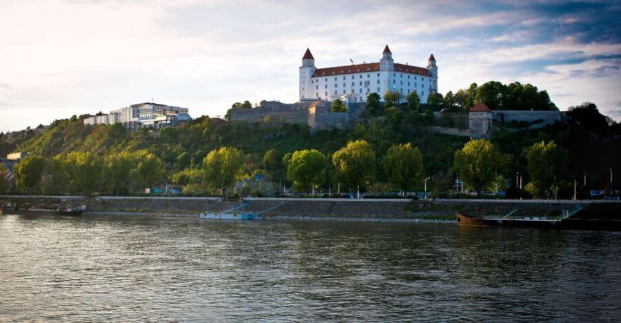 Vienna: Bratislava Day Trip With Private Guide and Transport - Good To Know