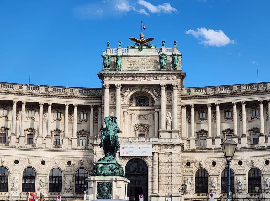 Vienna: Dark History Tour - Good To Know