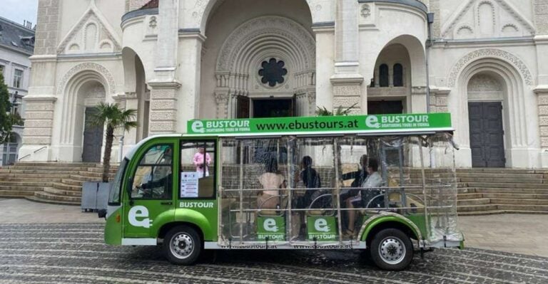 Vienna: Electric Bus Tour