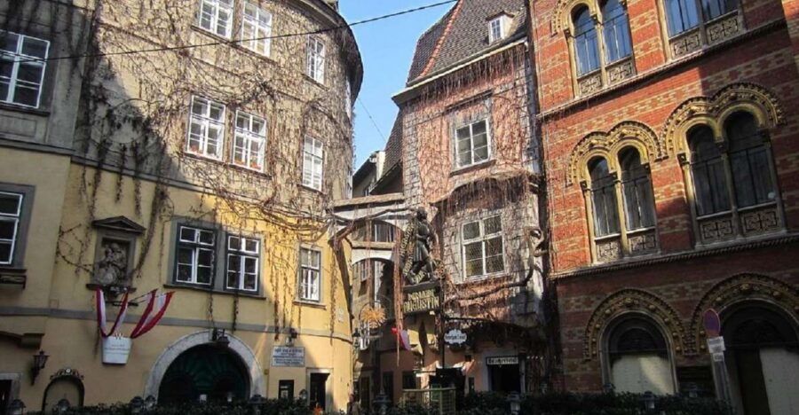 Vienna Outdoor Escape Game: The Plague - Good To Know