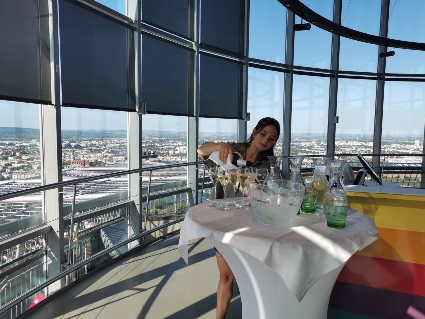 Vienna: Paint the Skyline and Danube Tower Free-Ride - Good To Know