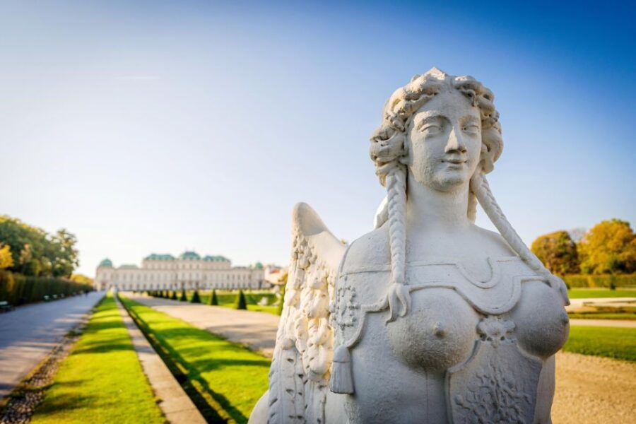 Vienna: Queercitypass With Discounts & Public Transportation - Good To Know