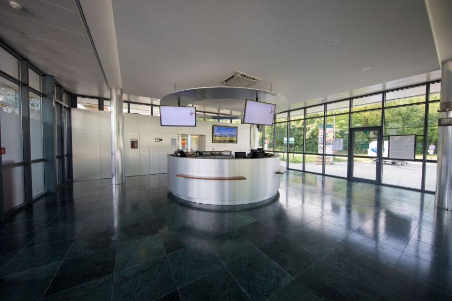 Vienna: Skip-the-Line Entrance Ticket to the Danube Tower - Good To Know