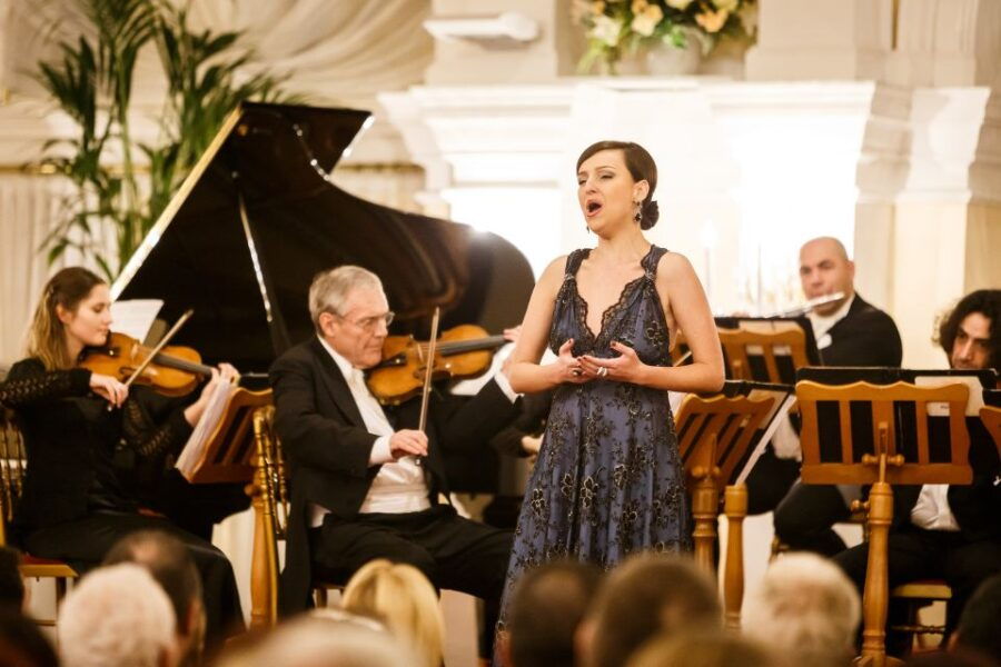 Vienna: Strauss & Mozart Christmas Concert in Kursalon