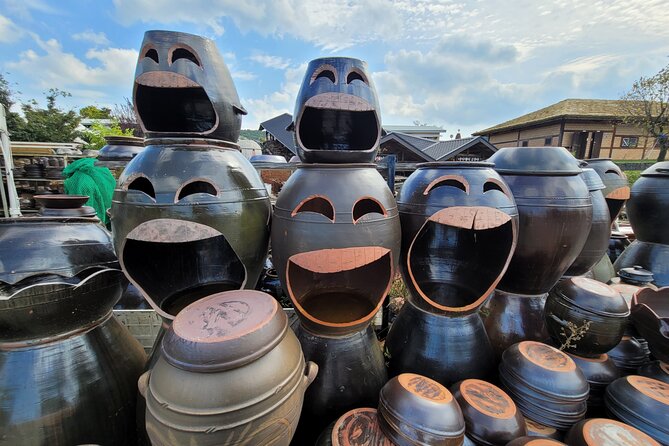 Visit Pottery Village , Make Small Pottery & Taste Local Food