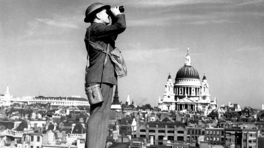 Wartime London: Guided Small Group Tour - Good To Know
