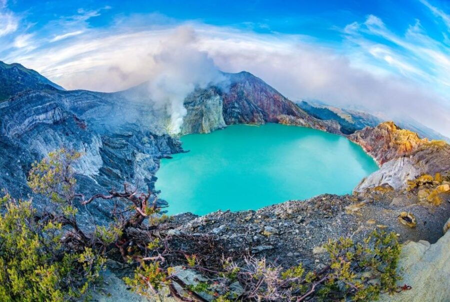 Yogyakarta: 3-Day Bromo & Ijen Volcano Trip With Lodging